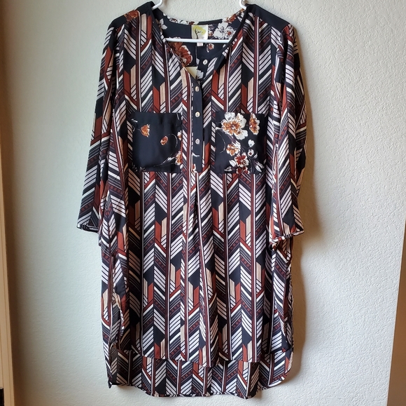 fig and flower Tops - New Women's Tunic dress top